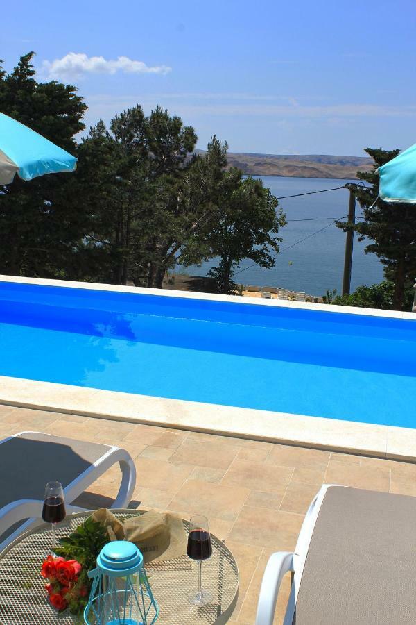 Beachfront Apartments Anita With Pool Karlobag Εξωτερικό φωτογραφία